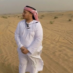 Meet your Posher, Aaron